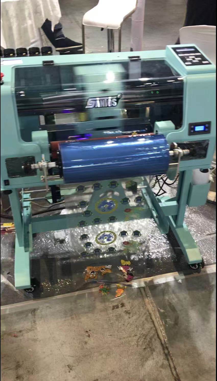 Commercial Dtf Printing Machine - Großformatiger mehrfarbiger doppelseitiger UV-DTF-Drucker, Vinyl-Aufkleber, Druckmaschine,